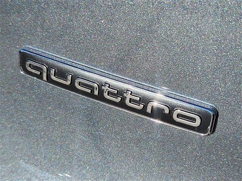 New 2025 Audi Q5 2.0T Premium Plus image 11