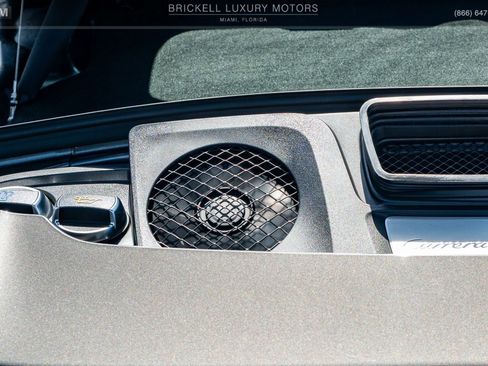 Used 2018 Porsche 911 Carrera image 36