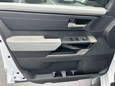Used 2024 Toyota Tundra Limited image 22