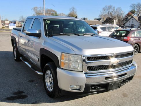 Used 2010 Chevrolet Silverado 1500 LT w/ Power Pack Plus image 9