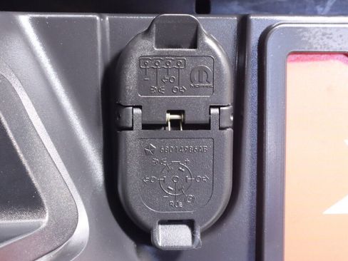 Used 2017 RAM 1500 Sport w/ Black Ram 1500 Sport Group image 40