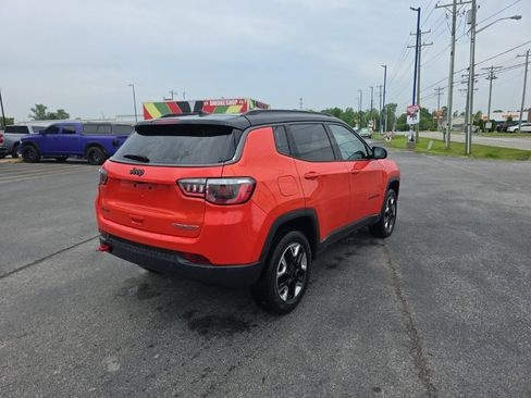 Used 2018 Jeep Compass Trailhawk w/ Leather Interior Group AWD/4WD image 5