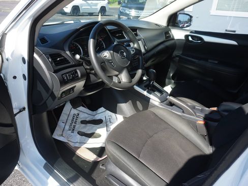 Used 2019 Nissan Sentra S FWD image 12