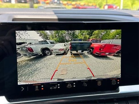 New 2025 GMC Sierra 2500 SLT w/ SLT Premium Package image 14