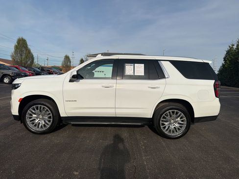 Used 2023 Chevrolet Tahoe LT w/ LT Signature Package image 2