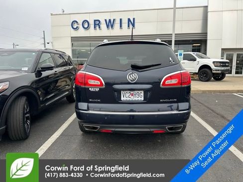 Used 2017 Buick Enclave Leather image 4