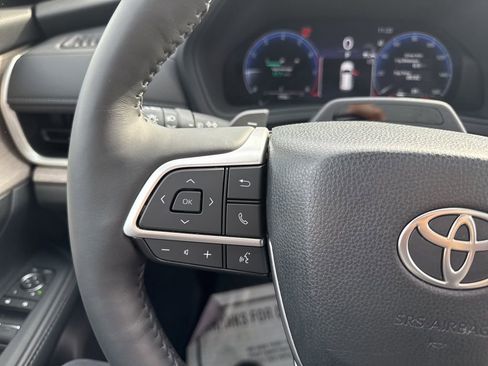 Used 2024 Toyota Grand Highlander Platinum image 29
