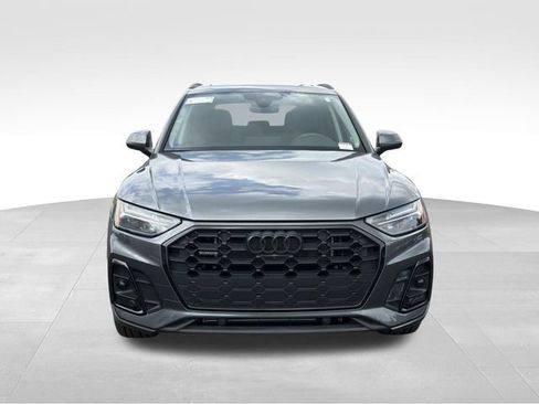 Used 2023 Audi Q5 e Premium Plus w/ Premium Plus Package AWD/4WD image 2