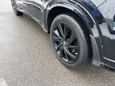 Certified 2022 Honda HR-V Sport image 29