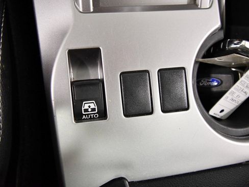 Used 2018 Toyota 4Runner Limited image 31