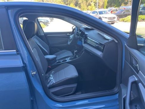 New 2026 Volkswagen Jetta SE image 27