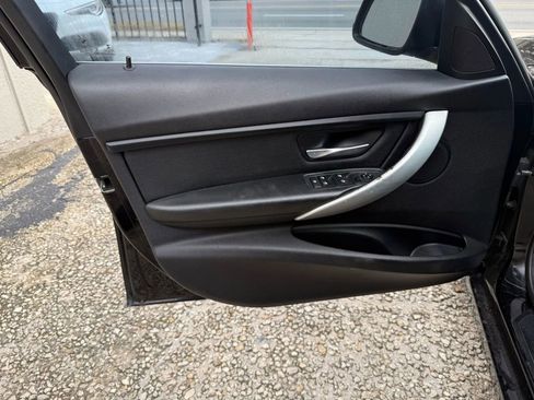 Used 2015 BMW 320i Sedan image 15