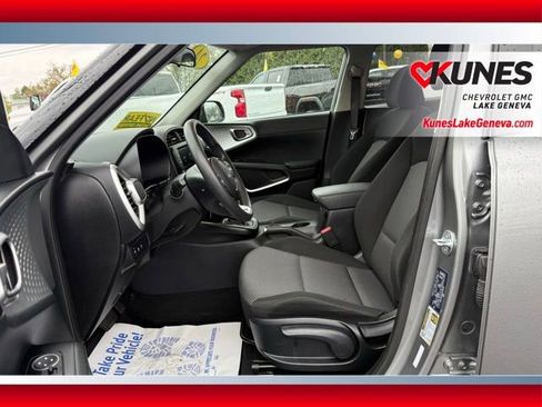 Used 2024 Kia Soul LX w/ Option Group 015 FWD image 12