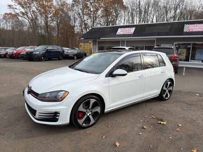 Used 2017 Volkswagen GTI SE
