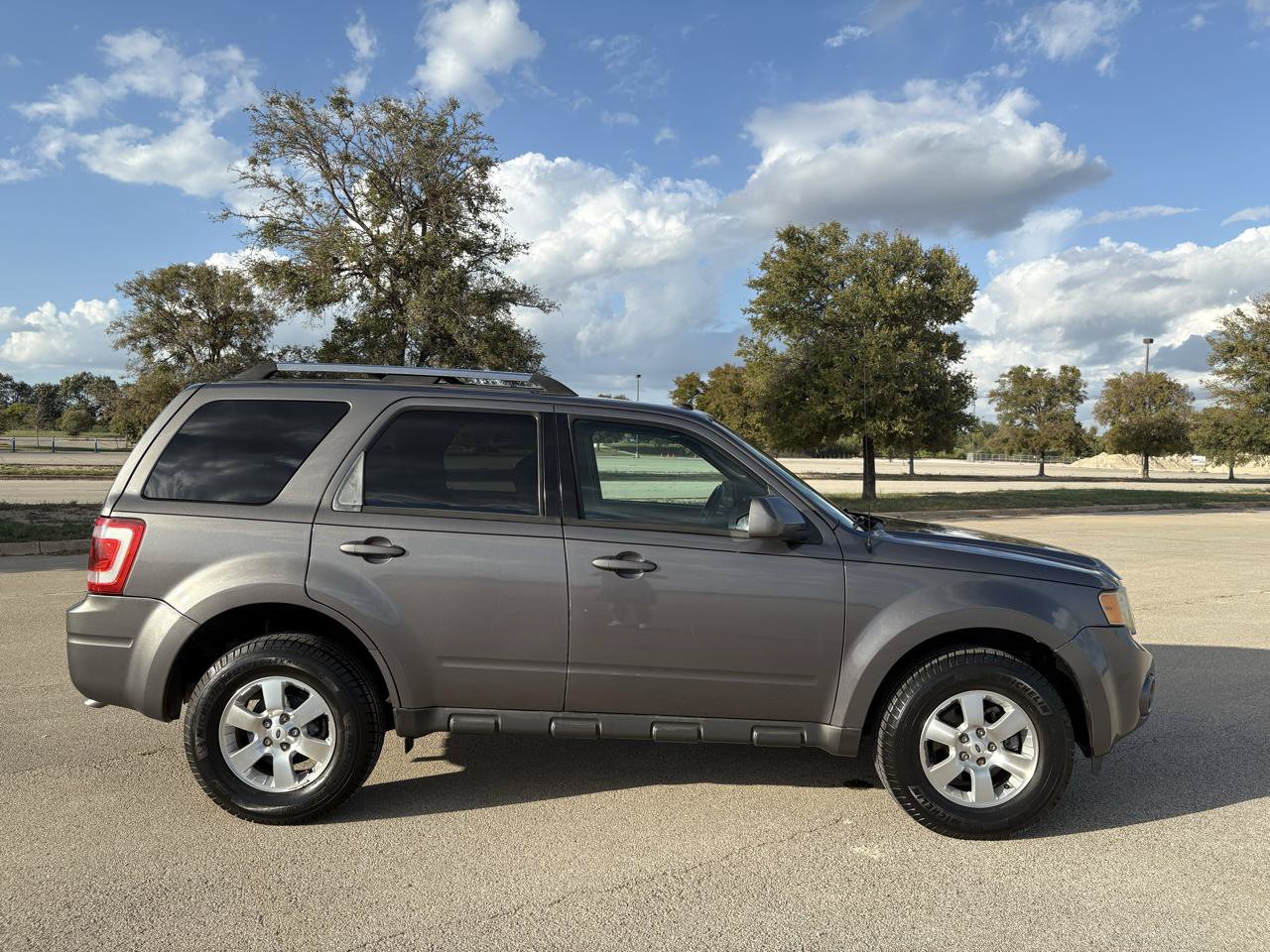 Used 2009 Ford Escape Limited FWD image 50
