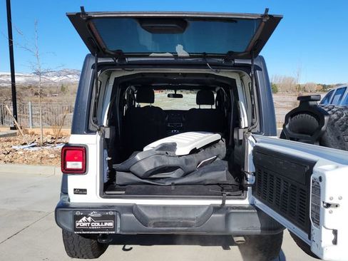 Used 2019 Jeep Wrangler Unlimited Sport S AWD/4WD image 11