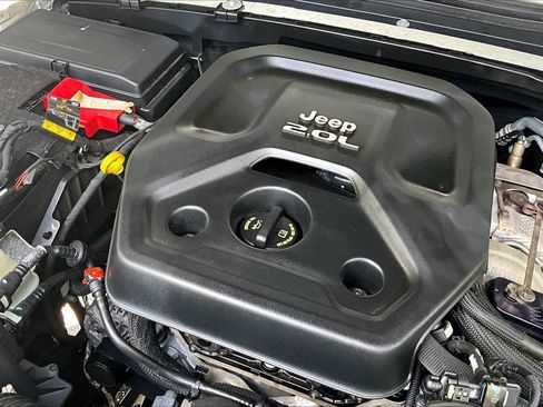 Used 2020 Jeep Wrangler Unlimited Rubicon AWD/4WD image 30