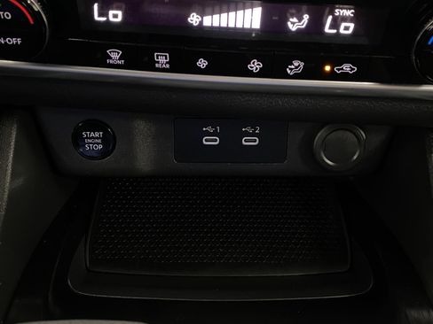 Certified 2025 Nissan Rogue SV AWD/4WD image 24