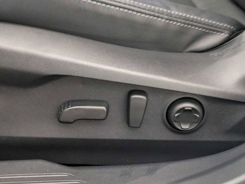 Used 2023 Subaru Outback Touring XT image 16