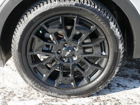 Used 2022 Kia Telluride SX w/ SX Prestige Package image 15