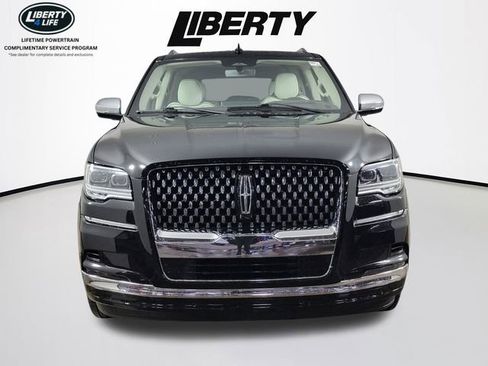 Used 2024 Lincoln Navigator L Black Label AWD/4WD image 8
