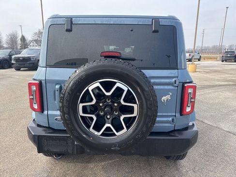 Used 2025 Ford Bronco Outer Banks image 4