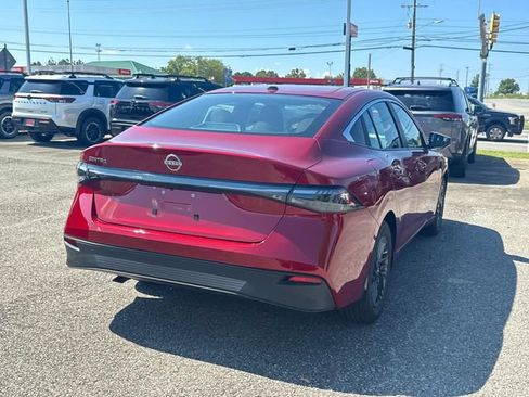 New 2027 Nissan Sentra SV w/ Floor Mat Package FWD image 4