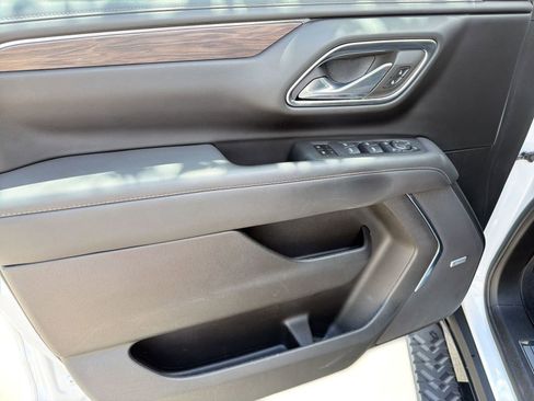 Used 2023 Chevrolet Tahoe Z71 w/ Luxury Package image 12