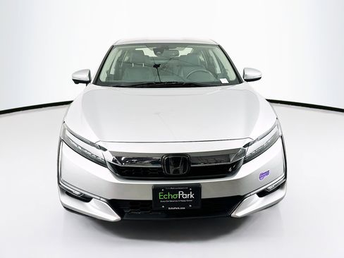 Used 2019 Honda Clarity Plug-In Hybrid image 2