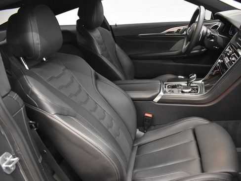 Used 2022 BMW M850i xDrive xDrive image 21