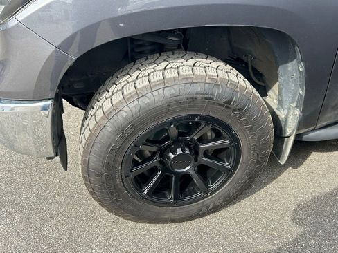 Used 2021 Toyota Tundra SR5 AWD/4WD image 12