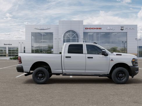 New 2025 RAM 2500 Tradesman AWD/4WD image 34