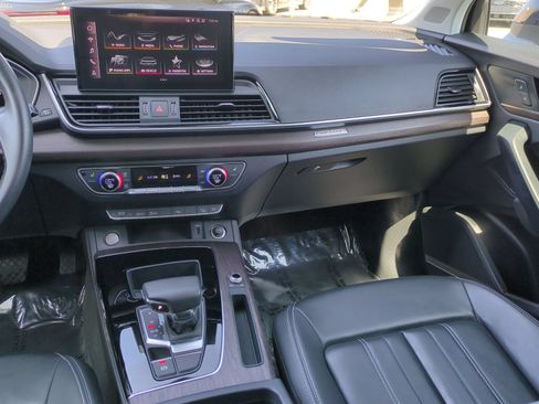 Used 2023 Audi Q5 2.0T Premium Plus w/ Premium Plus Package AWD/4WD image 8