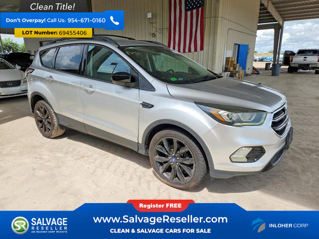 Used 2017 Ford Escape SE w/ Equipment Group 201A FWD image 5