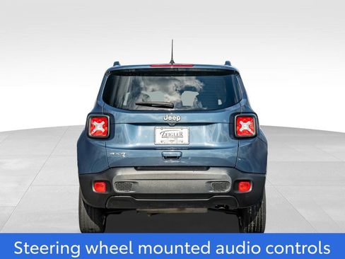 Used 2023 Jeep Renegade Latitude w/ Premium Group AWD/4WD image 6