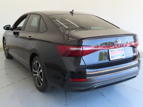 New 2026 Volkswagen Jetta Sport FWD image 6