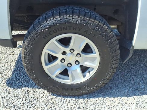 Used 2017 Chevrolet Silverado 1500 LT w/ Trailering Package AWD/4WD image 13