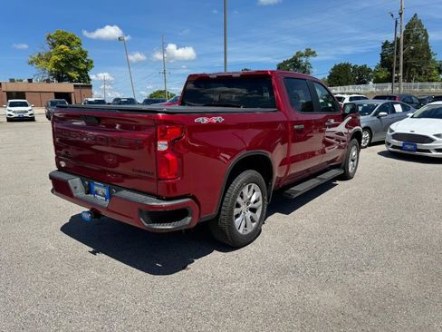 Used 2021 Chevrolet Silverado 1500 Custom w/ LPO, Dark Essentials Package AWD/4WD image 3