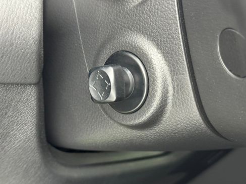 Used 2018 INFINITI QX80 4WD w/ Deluxe Technology Package image 19