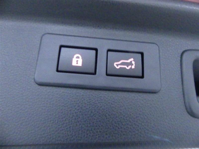 Used 2021 Subaru Forester Touring AWD/4WD image 28