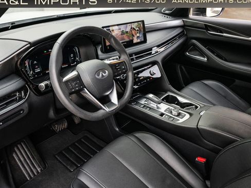 Used 2025 INFINITI QX60 Luxe w/ Black Edition image 2