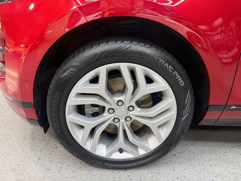 Used 2020 Land Rover Range Rover Evoque R-Dynamic SE image 21