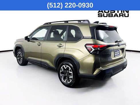 Used 2026 Subaru Forester Premium AWD/4WD image 6