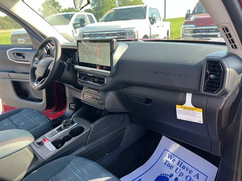 New 2025 Ford Bronco Sport Heritage w/ Convenience Package image 12