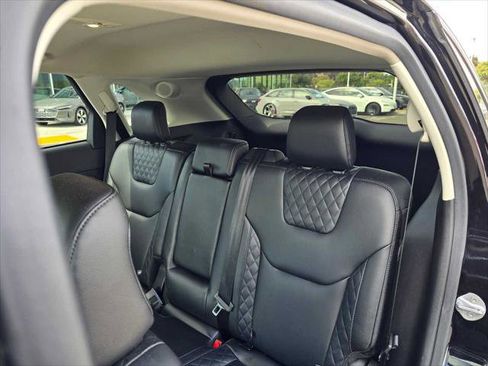 Used 2024 Ford Edge Titanium image 19