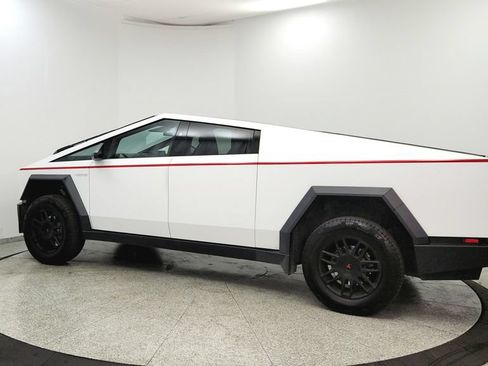 Used 2024 Tesla Cybertruck AWD Crew Cab image 3