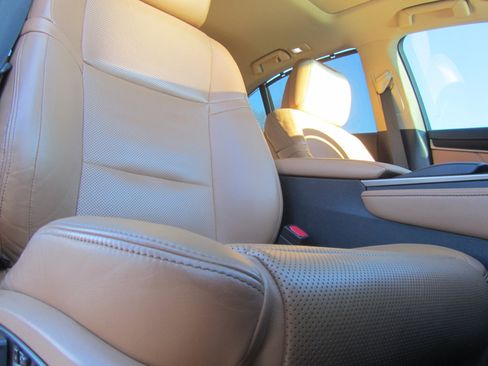 Used 2013 Lexus GS 350 w/ Luxury Pkg image 23