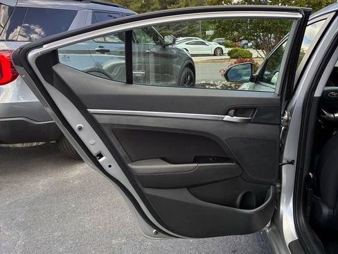 Used 2020 Hyundai Elantra Value Edition w/ Cargo Package (C1) FWD image 46