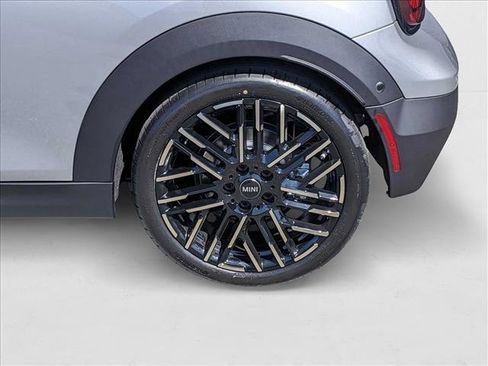 New 2025 MINI Cooper S image 10