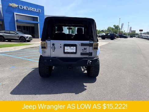 Used 2013 Jeep Wrangler Sport AWD/4WD image 5
